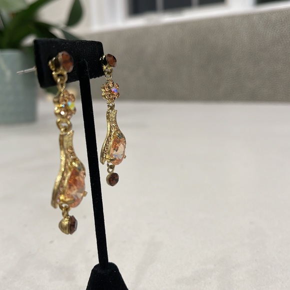 Amuse gold tone chandelier earrings with peach and topaz crystals - Picture 6 of 8